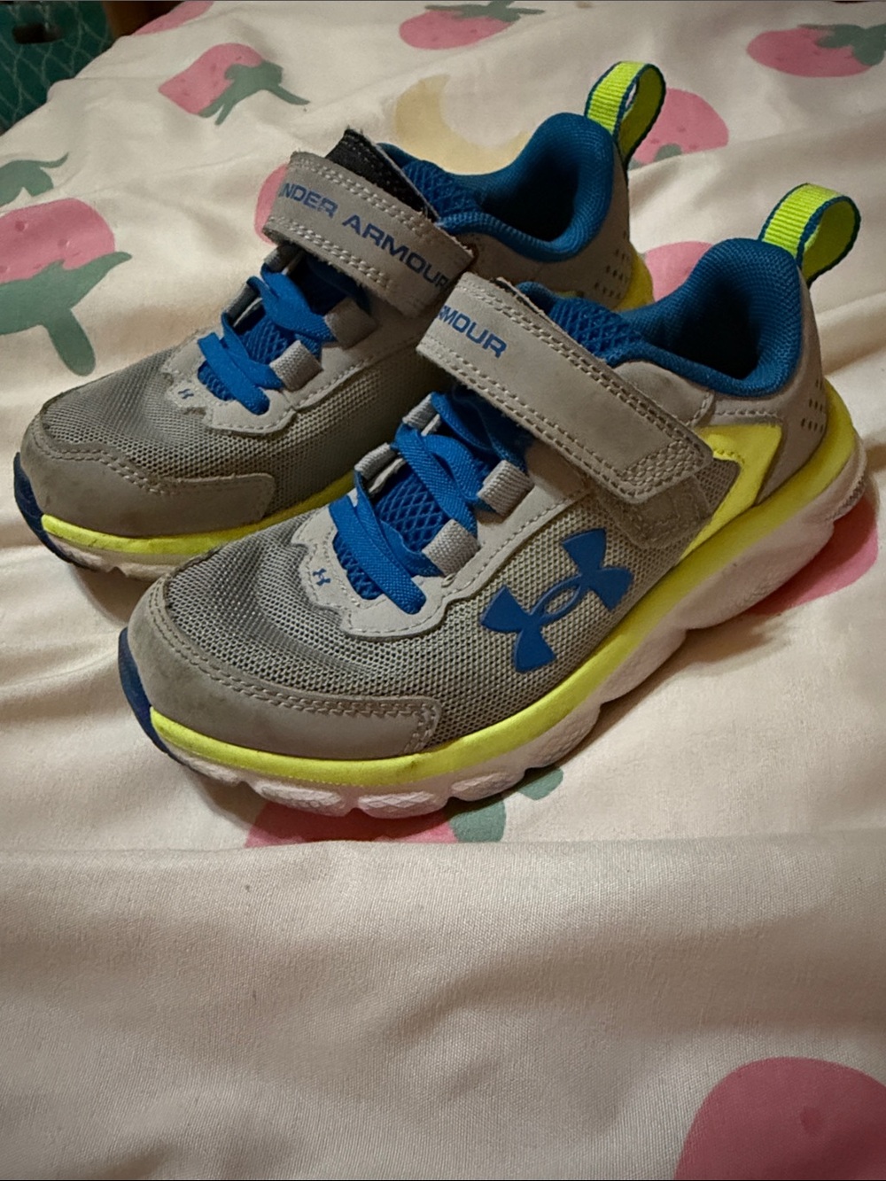 Under Armour Kids' Gray & Blue Casual Athletic Shoes with Neon Accents
